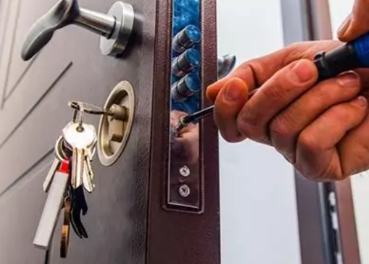 Locksmith