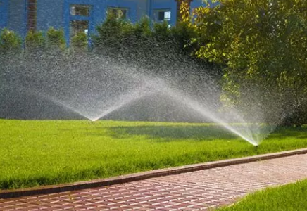 Installation of an automatic irrigation system for landscaped areas