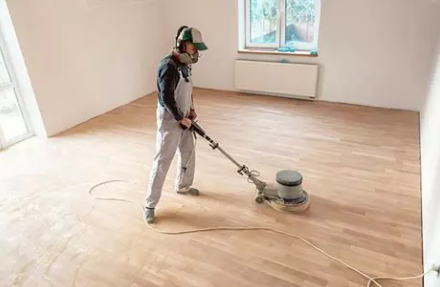 Annual complete maintenance of solid wood parquet – 2 interventions on 100 m²
