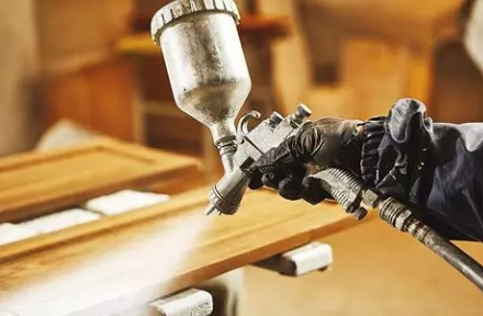 Application de peinture ignifuge dans un local technique