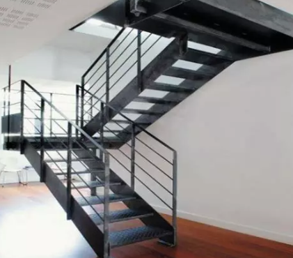 Creation of an interior metal staircase