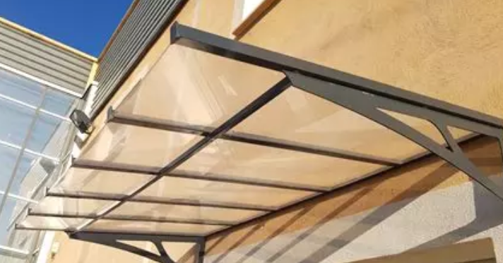 Fabrication and installation of a metal canopy