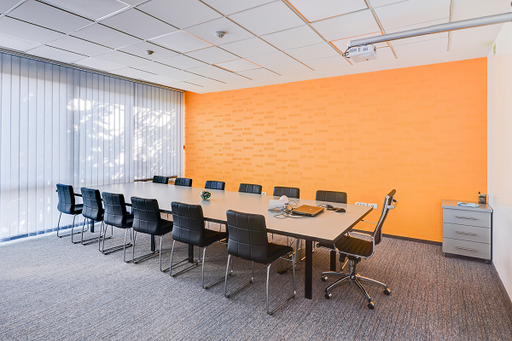 Installation of fiberglass wall covering